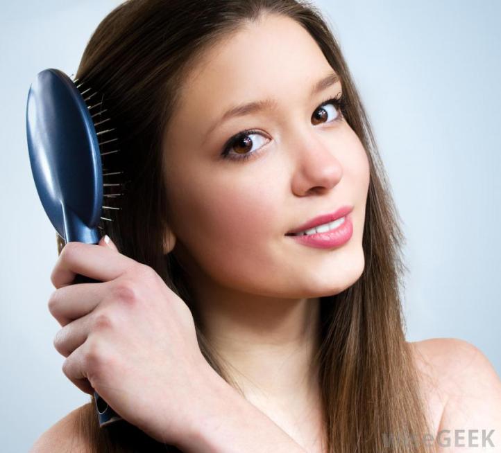 woman-brushing-her-hair